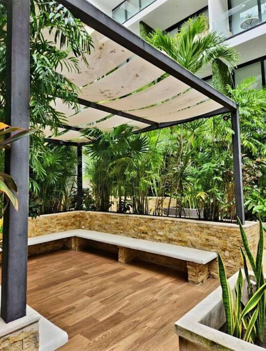 Stunning 1 Bdrm Condo Gym-Pool 10 Min To The Beach & Quinta Av Playa del Carmen Buitenkant foto
