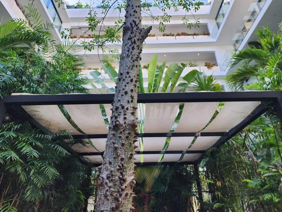 Stunning 1 Bdrm Condo Gym-Pool 10 Min To The Beach & Quinta Av Playa del Carmen Buitenkant foto